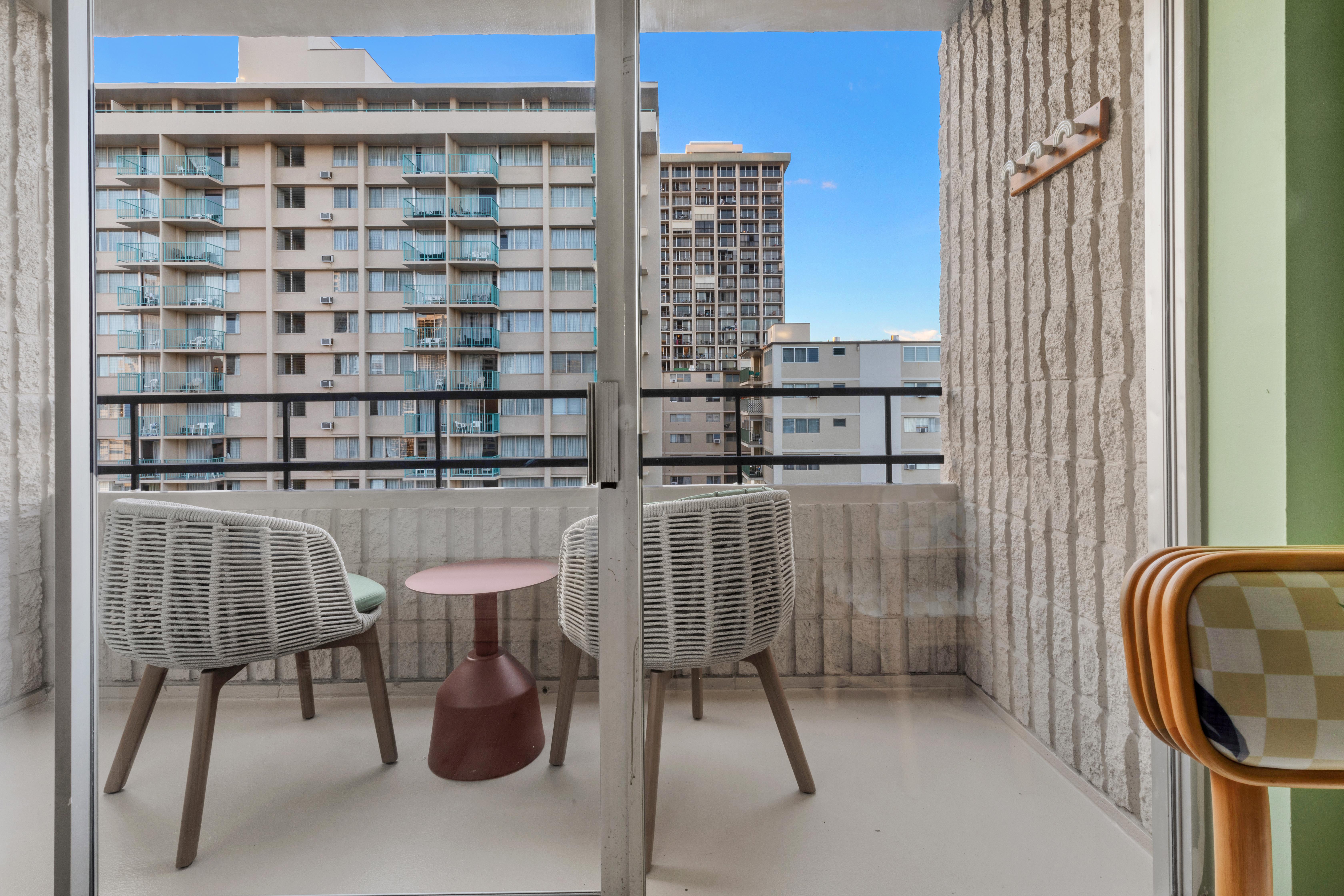 Wayfinder Waikiki - Voted Top 10 Best Hotels In Hawaii! Honolulu Exterior photo