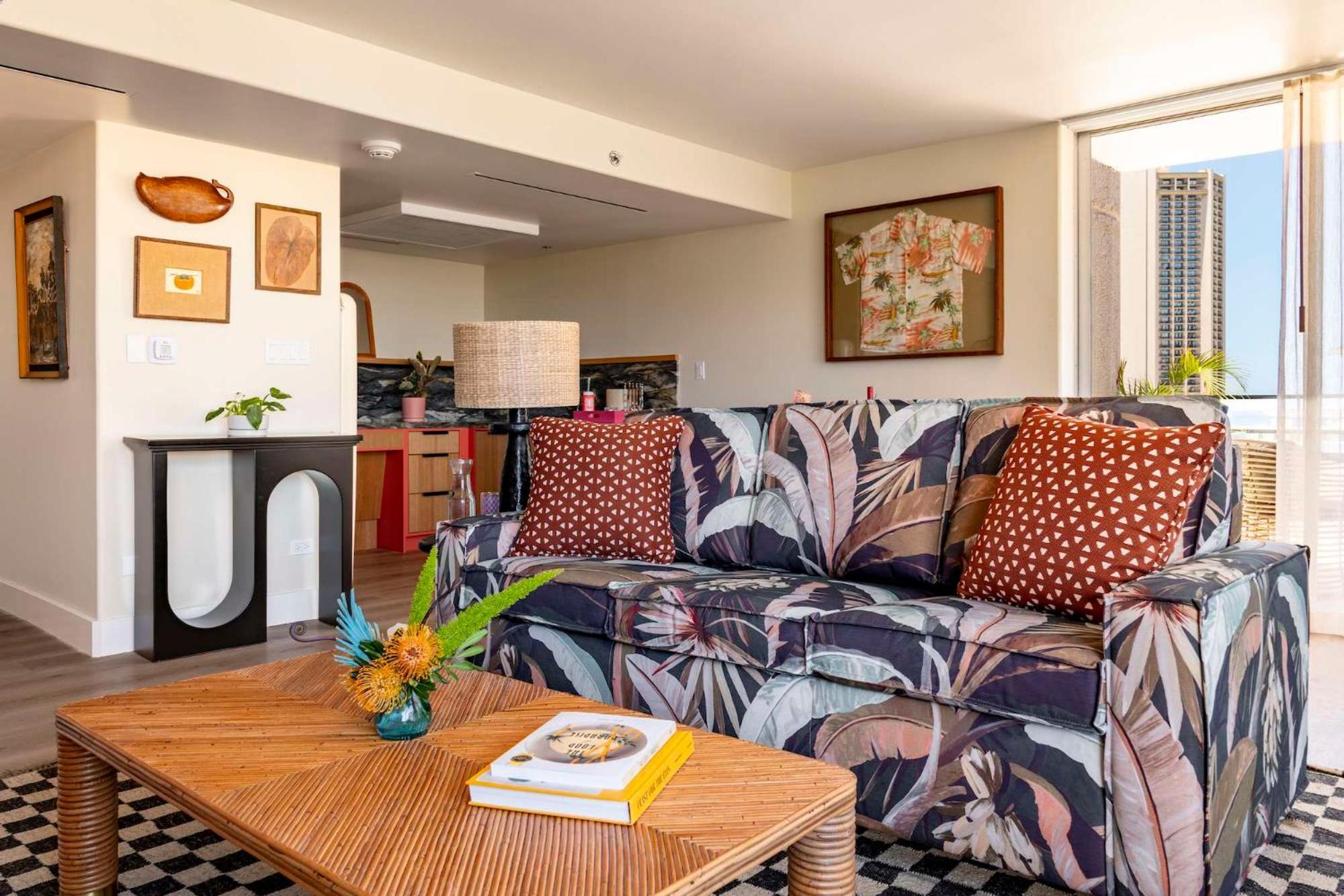 Wayfinder Waikiki - Voted Top 10 Best Hotels In Hawaii! Honolulu Exterior photo