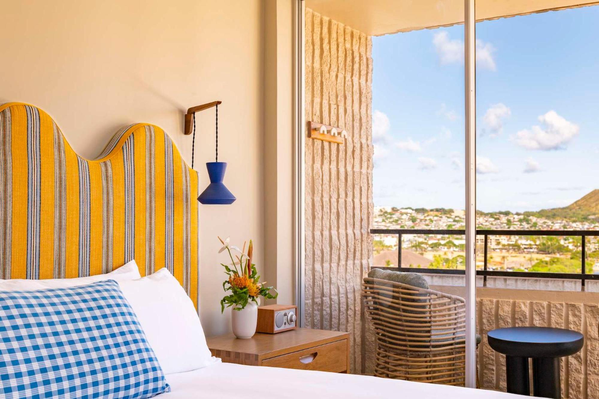 Wayfinder Waikiki - Voted Top 10 Best Hotels In Hawaii! Honolulu Exterior photo